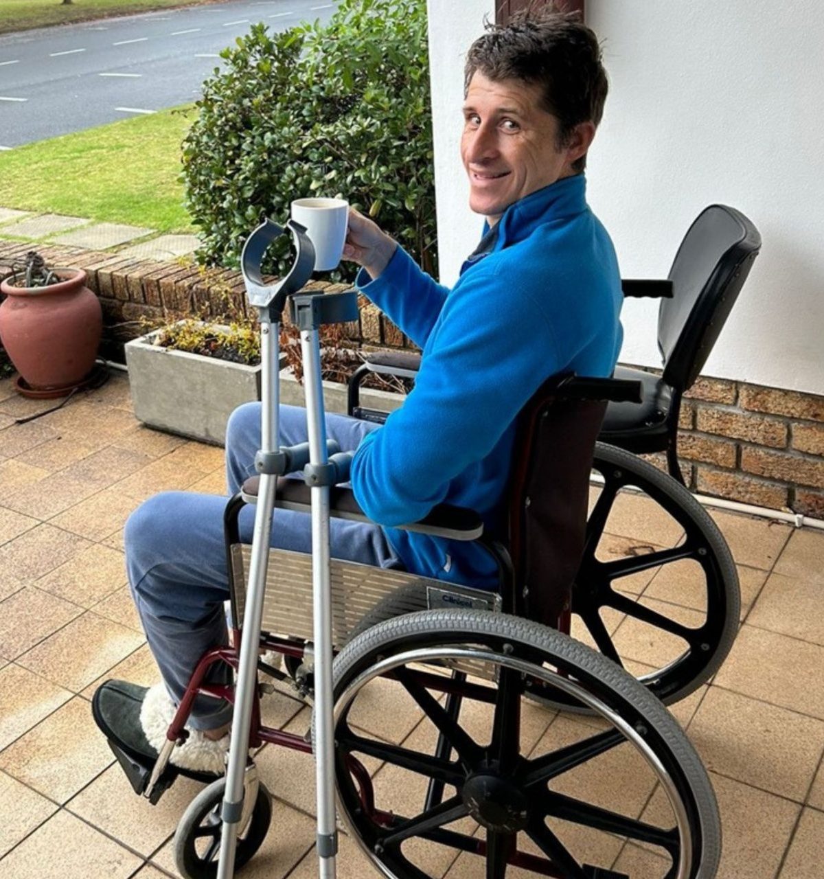 Blue And White Gradient Welcome Landscape Banner